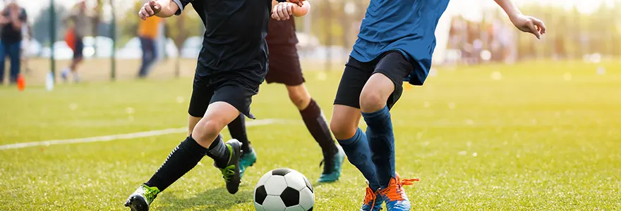 Falaises d’Étretat : un match de cécifoot tourne au drame