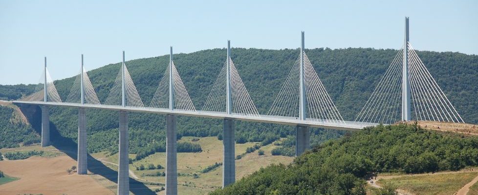 quel est le role du viaduc de millau