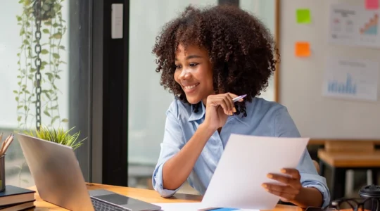 les-avantages-des-sites-specialises-en-appel-doffre-informatique